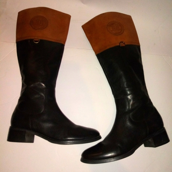Etienne Aigner brown and black riding boots - Picture 4 of 16